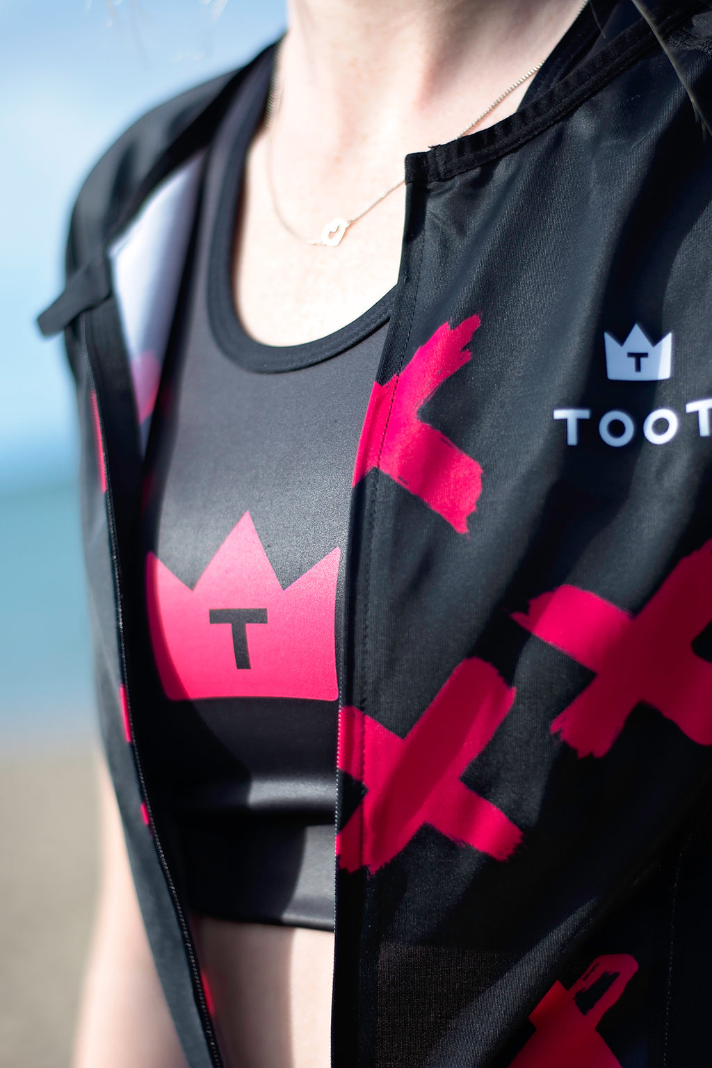 TOOT - SPORTS BRA - Black/Pink