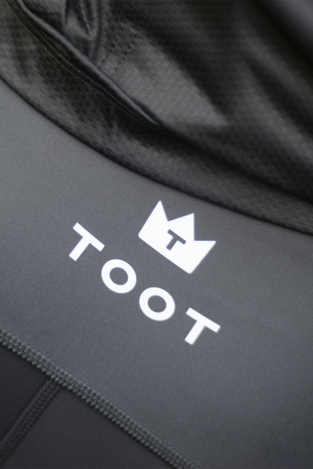 WOMENS BIBS - BLACK WITH WHITE CROWN